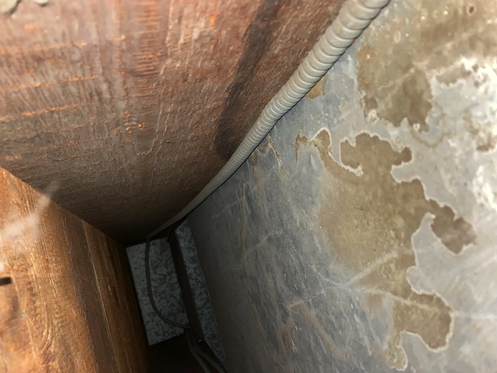 What Are the Risks of Not Cleaning My Air Ducts?